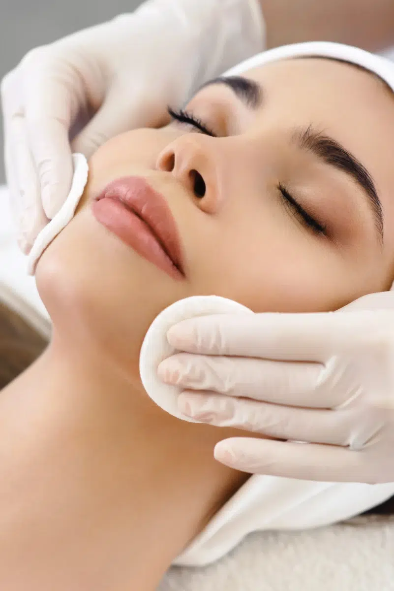 Soins du visage en institut